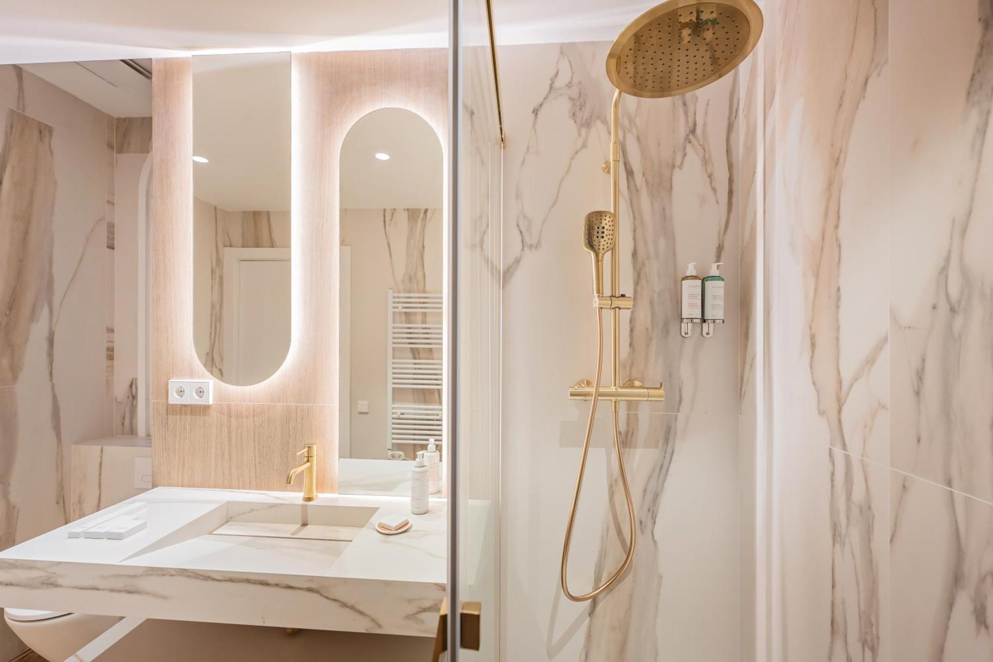Diagonal Suites By Sweett Barcelona Exteriör bild